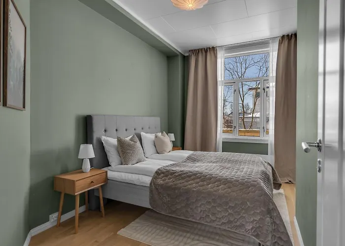 Amazing With Free Parking And Lovely Views! Appartement Tromsø